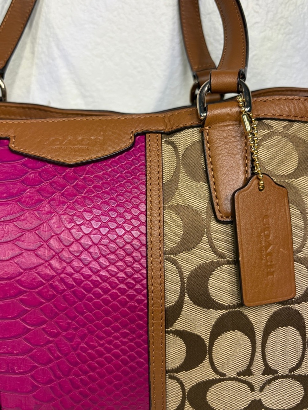 Coach Stripe Drawstring Carryall Shoulder Bag - Picture 3 of 16